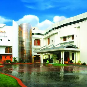 Nila Palace Hotel